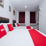Oyo 44093 Vrm Hotel